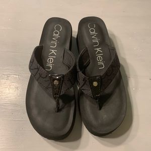 Calvin Klein wedge flip flops